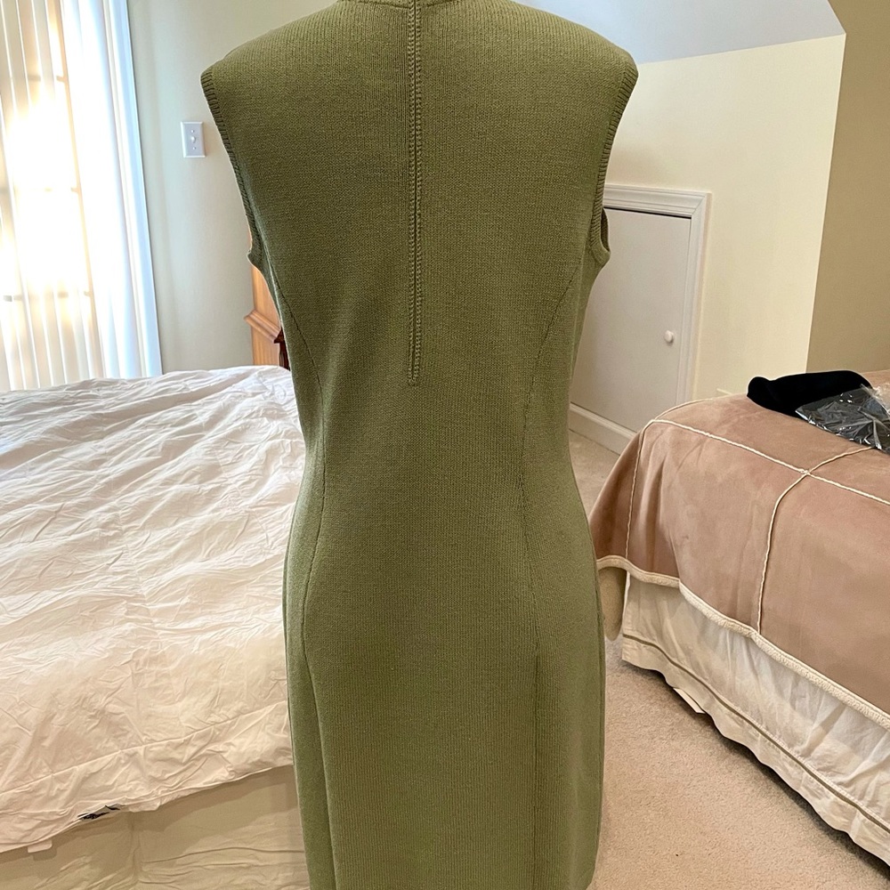 ST JOHN Knit Midi Dress - Sage Green